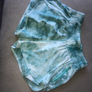 Lululemon diamond dye shorts